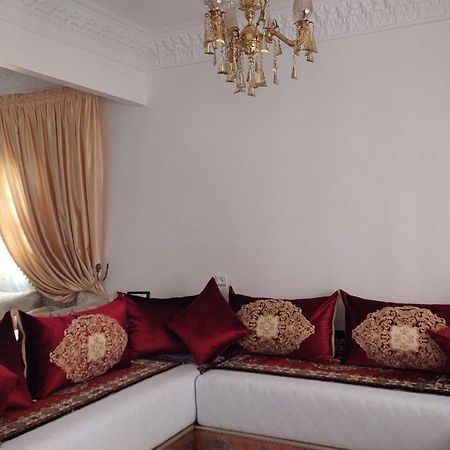 Emplacement Ideal Tangier Bagian luar foto