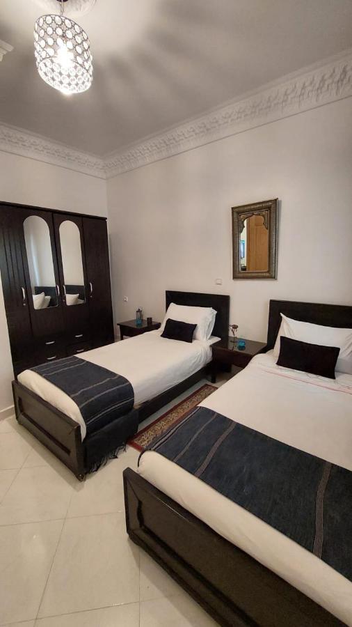 Emplacement Ideal Tangier Bagian luar foto