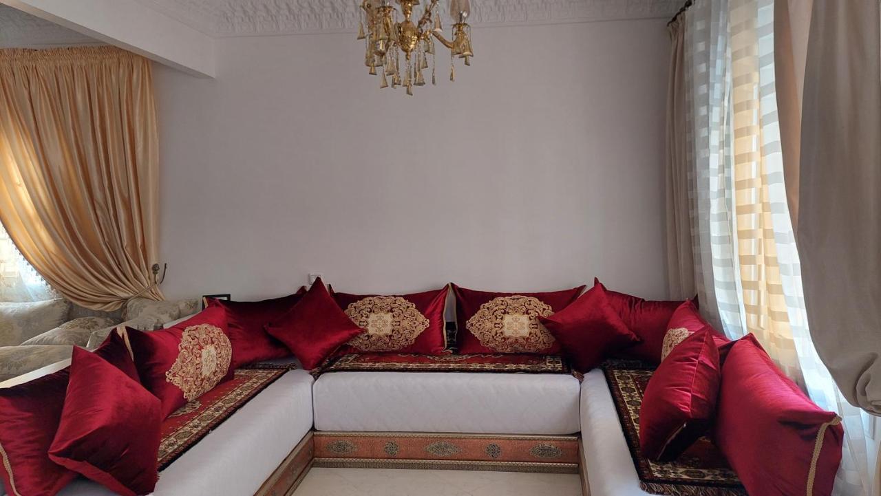 Emplacement Ideal Tangier Bagian luar foto